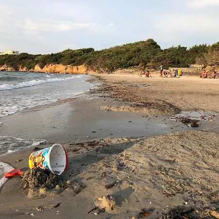 Tonino 150 Mt Dal Mare E Grande Spiaggia Calasetta