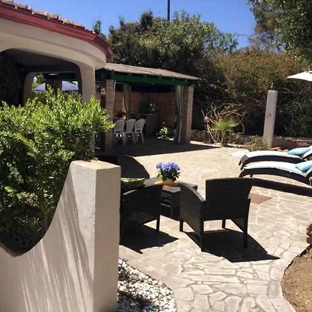 Tonino 150 Mt Dal Mare E Grande Spiaggia فيلة